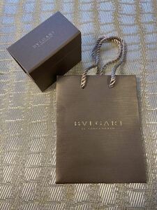 ブルガリ イル・チョコラートBVLGARI IL CIOCCOLATOの空箱と手提げ袋