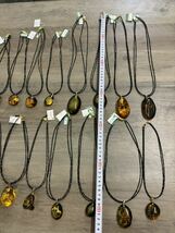 1円〜 琥珀17点　全てK18金具　ネックレス アクセサリー　総重量417g 未使用保管品　豪華　天然石_画像3