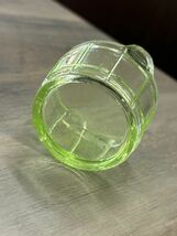 ウランガラス　桶型　小物入れ　アンティークガラス_画像5
