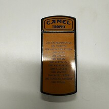 【TS0111】CAMEL ライター 薄型 コンパクト コレクション 趣味 TROPHY USA ヴィンテージ タバコ 喫煙グッズ 小物_画像1