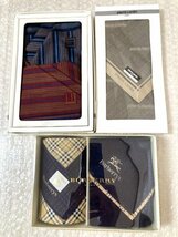 ◆ BURBERRY バーバリー Burberrys ハンカチ タオルハンカチ 2枚セット / ダンヒル ピエールカルダン ハンカチ3枚 箱入り 藤418_画像1