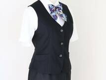 13号 Lemidi 裏地が赤 事務 中古◆ OL制服 / 事務服 ◆ ベスト,スカート,ジャケット 上下セット,中古ブラウス,新品リボンのオマケ付_画像4