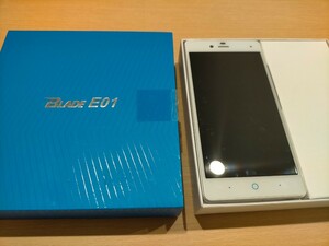 ZTE Blade E01 SIMフリー Android アンドロイド スマートフォン スマホ