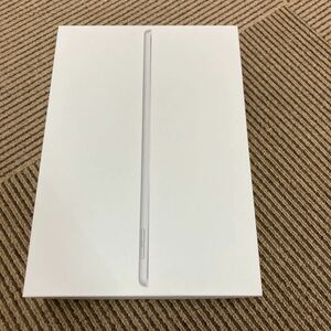 iPad Apple 第9世代　256GB Wi-Fiモデル　シルバー の箱