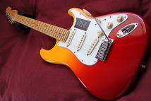 【Fender】PLAYER PLUS STRATOCASTER Tequila Sunrise（Noiseless PU／2点支持トレモロ／ロックチューナー／Push-Pull Electronics）準美品_画像1