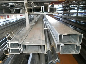  iron zinc plating light weight C shape steel ( lip attaching ) each form. (1000~100mm) each . size length .. sale F41