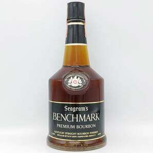 【全国送料無料】Seagram's BENCHMARK 6years old PREMIUM BOURBON INTEGRITY-TRADITION CRAFTMANSIP　43度　約760ml【ベンチマーク 6年】