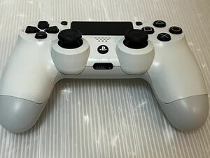 ★動作良好　美品　PS4 純正コントローラ/デュアルショック４ ★グレイシャーホワイト★DUALSHOCK4 送料無料★