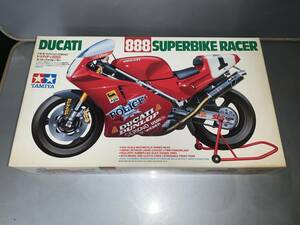  Tamiya Ducati 888 super bike Racer plastic model 