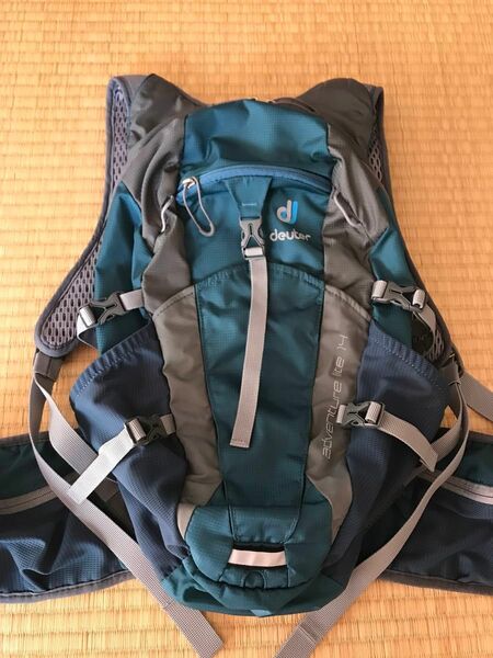 未使用に近い〜ドイター Deuter 人気アドベンチャーライト14 /アウトドア/バックパック/14L