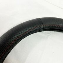 未使用品 ハンドルカバー 黒 ブラック×レッド 寸法約37cm カー用品 車 シンプル サラサラ手触り 軽自動車 普通自動車 【OTNA-866】_画像3