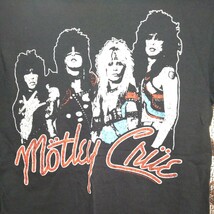 【服飾】 motley crue モトリークルー ヘヴィメタル バンドTシャツ Sサイズ 着丈約67cm 身幅約45cm 当時物　ビンテージ　レア　＿_画像2