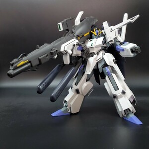 【完成品】MG 1/100 FAZZ Ver.Ka　バンダイ　ガンプラ