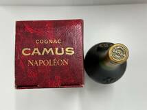 ★お酒2本セット COGNAC CAMUS NAPOLEON コニャック カミュ ナポレオン ブランデー 700ml 40％ 液漏れあり【古酒・未開封】箱付き_画像3