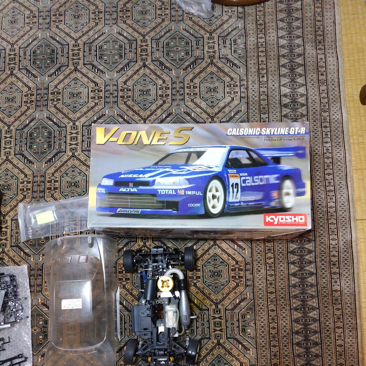 Yahoo!オークション -「kyosho v one」(完成品(エンジン)) (自動車 Yahoo!オークション -「kyosho v one」(完成品(エンジン)) (自動車
