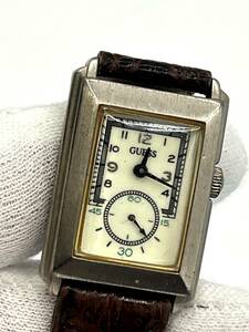 【電池切れ】GUESS ゲス クォーツ 腕時計 白文字盤 スモセコ レクタンギュラー ケースシルバー レザーベルト レディース