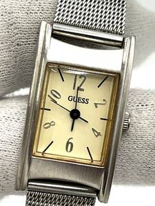 【電池切れ/裏蓋欠損】GUESS ゲス クォーツ 腕時計 白文字盤 レクタンギュラー ケースシルバー レディース