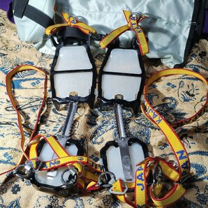 美品 カジタックス KAJITAX JAPAN アイゼン クランポン CRAMPON 12本爪 クランポン バックカントリー 登山 雪山 すべての靴に使えますの画像1