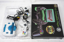 02K004 レトロゲーム 社外品 ファミコン ソフト用ハード 5点セット ジャンク扱い 現状 売り切り_画像2