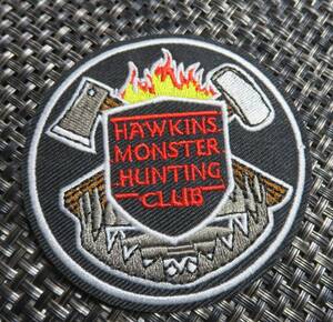 《黒円US焚火罠》激渋ホーキンスモンスターハンティングクラブHawkins Monster Hunting Club狩猟 罠 斧 ハンマー 焚き火 刺繍ワッペン◆DIY