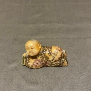 古美術 在銘 山口 カバ牙 根付 河馬 提げ物 Netsuke 人物 彫刻⑤