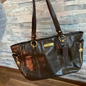 コーチ　バッグ　エナメル　COACH ハンドバッグ トートバッグ レザー ブラウン　茶色　レディース　ブランド　