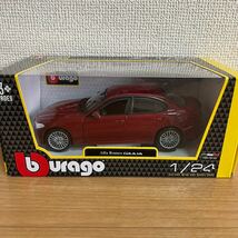 ★処分品★Bburago 1/24 アルファロメオ ジュリア2016 Alfa-Romeo 2016 ダイキャストカー　ミニカー_画像1