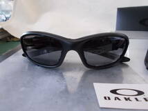 OAKLEY オークリー Straight Jacket Matte Bl OO9039-11-013 サングラス 　Grey レンズ_画像2