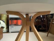 ◎ラウンド サイドテーブル◎美品 木製3本脚+白色天板の円形テーブル●milino-S_画像7