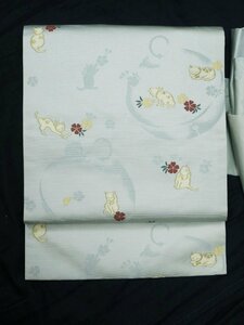 《花小袖》名古屋帯；様々な猫 織出 淡錆青磁色地 鈴地紋