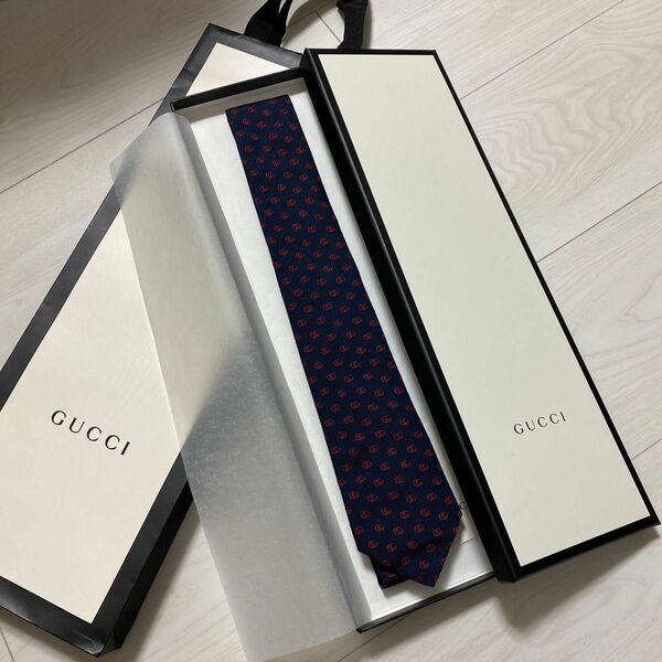 GUCCI ネクタイ