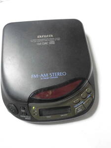 稀少 AIWA ポータブルCDプレーヤー XP-R90　FM/AMラジオ搭載　動作確認済