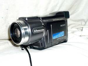 ソニー デジタルビデオカメラ DCR-HC88（300万画素・ナイトショット付)バッテリー付き・動作未確認
