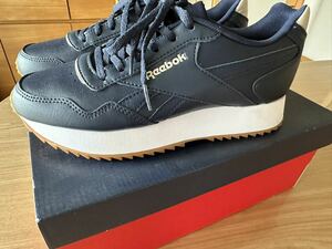 新品リーボック Reebok　スニーカー★ネイビー厚底★24.5