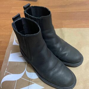 お値下げしました！clarksデザートブーツ