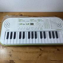 ●1-266 CASIO カシオ Casiotone カシオトーン デジタルキーボード SA-50 電子ピアノ 32ミニ鍵盤 100音色 50リズム 10ソング 楽器 _画像2