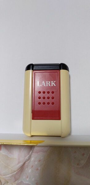 LARK　携帯用　アッシュトレイ