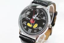 【W117-4】動作品 電池交換済 DISNEY ディズニー ミッキーマウス 十二支 腕時計 メンズ【送料全国一律185円】_画像1