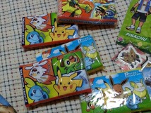 ジャンク扱 ポケットモンスター ポケモン グッズ まとめ売り 袋 筆箱　ポケットティッシュ　キラキラシール　ピカチュウ _画像4