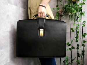 ●超美品●BALENCIAGA バレンシアガ●メンズ●ロゴ型押し●カーフ レザー●ビジネス ダレス バッグ●黒●G金具●A4 収納 かばん●Js43234