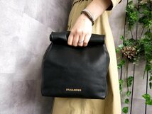 ●超美品●JIL SANDER ジル・サンダー●ペーパーバッグ●カーフ レザー 本革●ハンド バッグ●黒●ゴールド金具●収納 かばん●Js43576_画像1