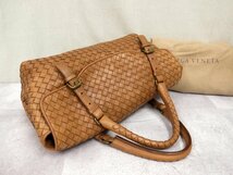 超美品●BOTTEGA VENETA ボッテガ ヴェネタ●イントレチャート●レザー 本革●ハンド バッグ●ブラウン●腕掛け●B5 書類 かばん●Js43885_画像4