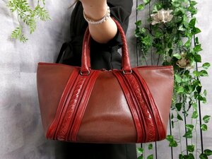 ●超美品●BOTTEGA VENETA ボッテガ ヴェネタ●イントレチャート●カーフ レザー 本革●ハンド バッグ●レッド●クロム金具●A4●Js43840