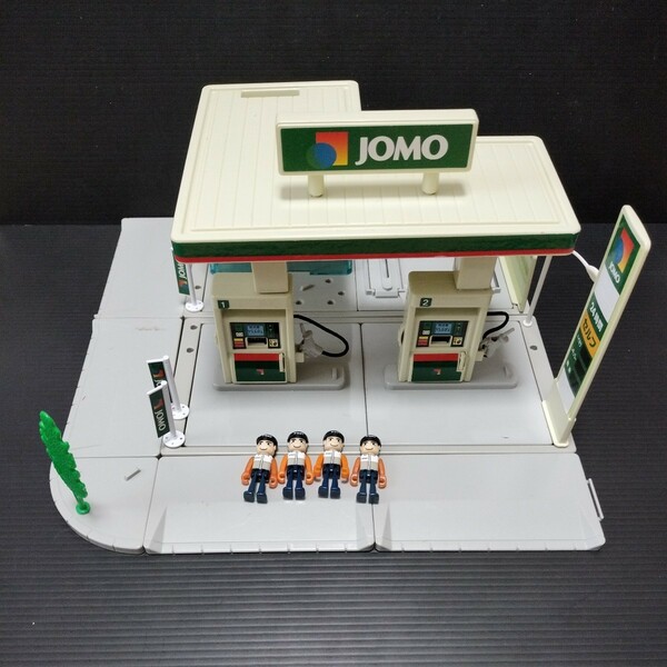 ● トミカタウン「JOMO」※一部に欠けあり　トミカ　ガソリンスタンド　ジョモ　プラキッズ