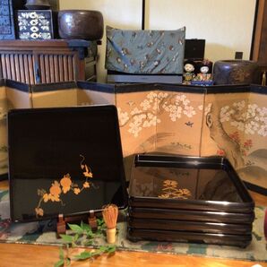A764 木製輪島塗 黒塗 呂色仕上げ 季節の花蒔絵 絵替わり 5枚