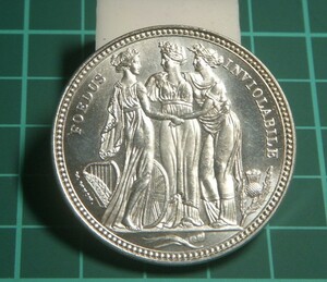 おたから　スリーグレイセス　ジョージ３世の銀貨１８１７年　復刻参考品。直径３9ｍｍ　ケースなし　美品です。(silver plated)