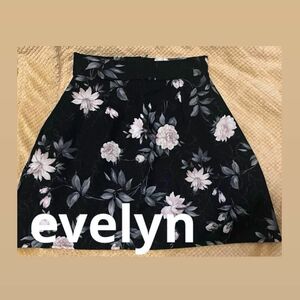 evelyn エブリン　花柄　台形ミニスカート　タイ　黒　可愛い　姫系　F 量産型