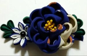 つまみ細工花クリップ Tsumami zaiku flower clip つまみ細工 髪飾り ハンドメイド