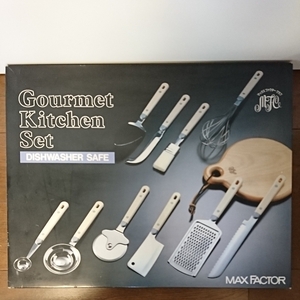 【新品・未使用・箱付き・非売品・送料無料】グルメ キッチン セット マックスファクター MAX FACTOR マックスファクター クラブ