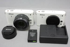 ■アキバカメラ■　ニコン（Nikon）　Nikon 1 J1 2台 + 1 NIKKOR 11-27.5mm F3.5-5.6　難あり品です